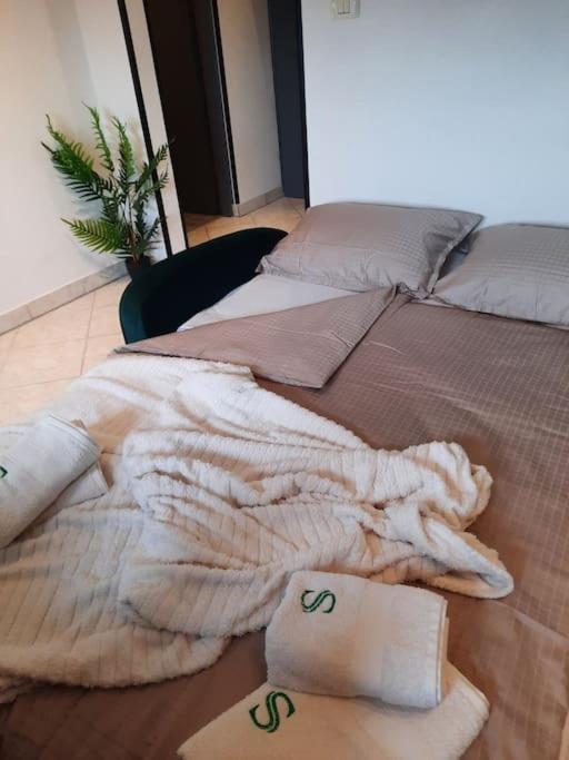Apartman Smaragd Фажана Экстерьер фото